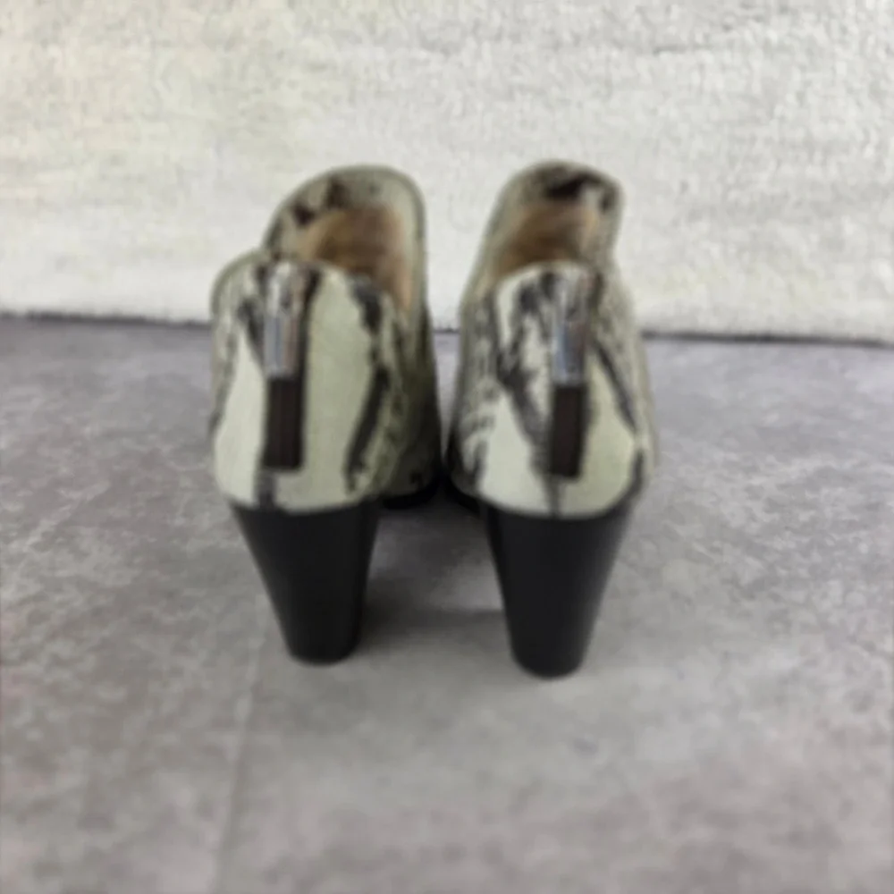 Vince Camuto Snakeskin Ankle Booties Pointed Toe Cone Heel Cream Black 8.5M
